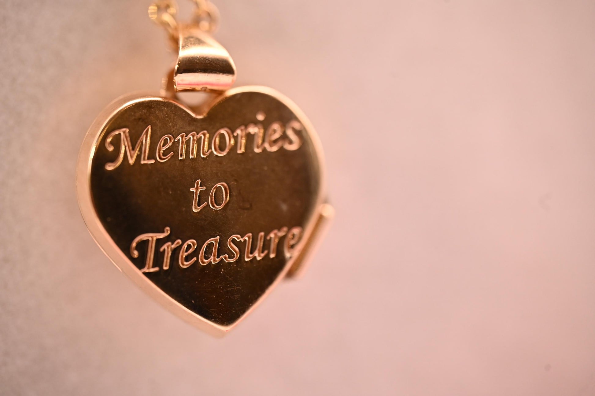 Heart with Bow Locket Jewellery, 9ct Gold Heart Locket White Gold Detail, Photo Jewelry Keepsake