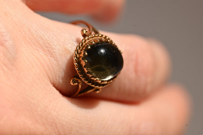 Vintage 9ct Rock Crystal / Rope Border with ornate shoulders. Unusual Ring 9k 1960s Jewellery