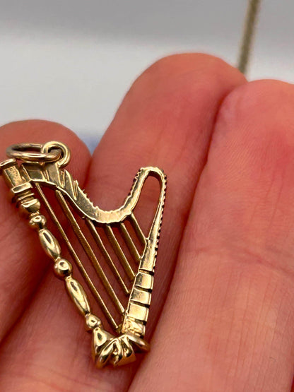Mid-Century vintage 9ct Gold Harp Musical Instrument Charm/ 9k Dainty Music Pendant/ 9ct Bracelet Charm Collectors Jewelry