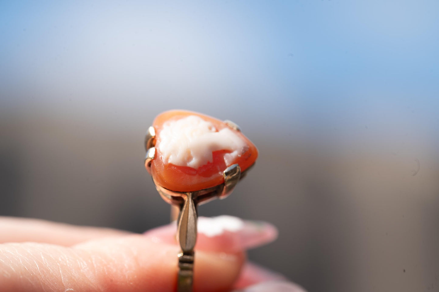 Mid-Century Vintage 9ct Gold Heart Cameo Ring, Romantic figure Size R / 8.5, Pretty Heart Jewellery 9k, Unusual Ring England Assayed