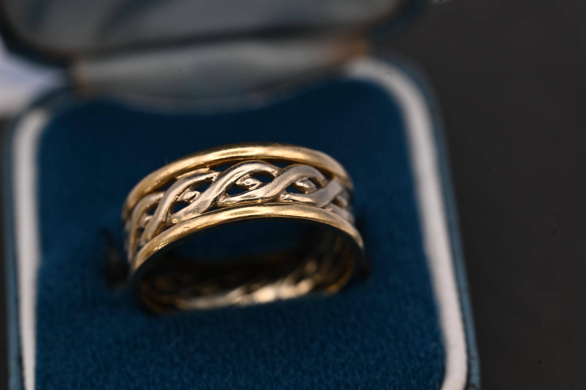 Vintage 9ct Gold Celtic Wedding Band, Unisex Ring, White and Yellow Gold 9k Ring, Unusual Band Stacking Ring Size UK- N / US- 7