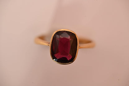 Genuine Antique 1909 Edwardian Rhodalite Garnet Ring - Solid 18ct Yellow Gold Estate Solitaire - Birmingham Assayed, Estate Jewelry 9k. 8.5