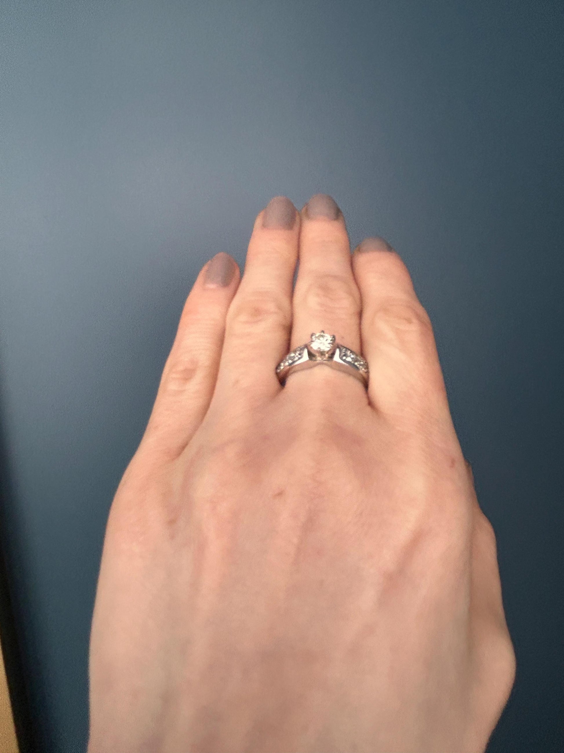 A Superb Vintage 18ct Diamond Engagement Ring Solitaire White Gold, Stunning 0.74 ct Diamond Size UK P, US 8. White Gold Promise Ring 18k