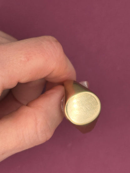 Vintage Heavy Signet Mens Ring 9ct Gold, Chunky Oval Plain Signet Classic Ring 9k, Estate Jewelry for Him - Size UK W / US 11