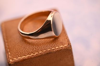 Vintage Heavy Signet Mens Ring 9ct Gold, Chunky Oval Plain Signet Classic Ring 9k, Estate Jewelry for Him - Size UK W / US 11