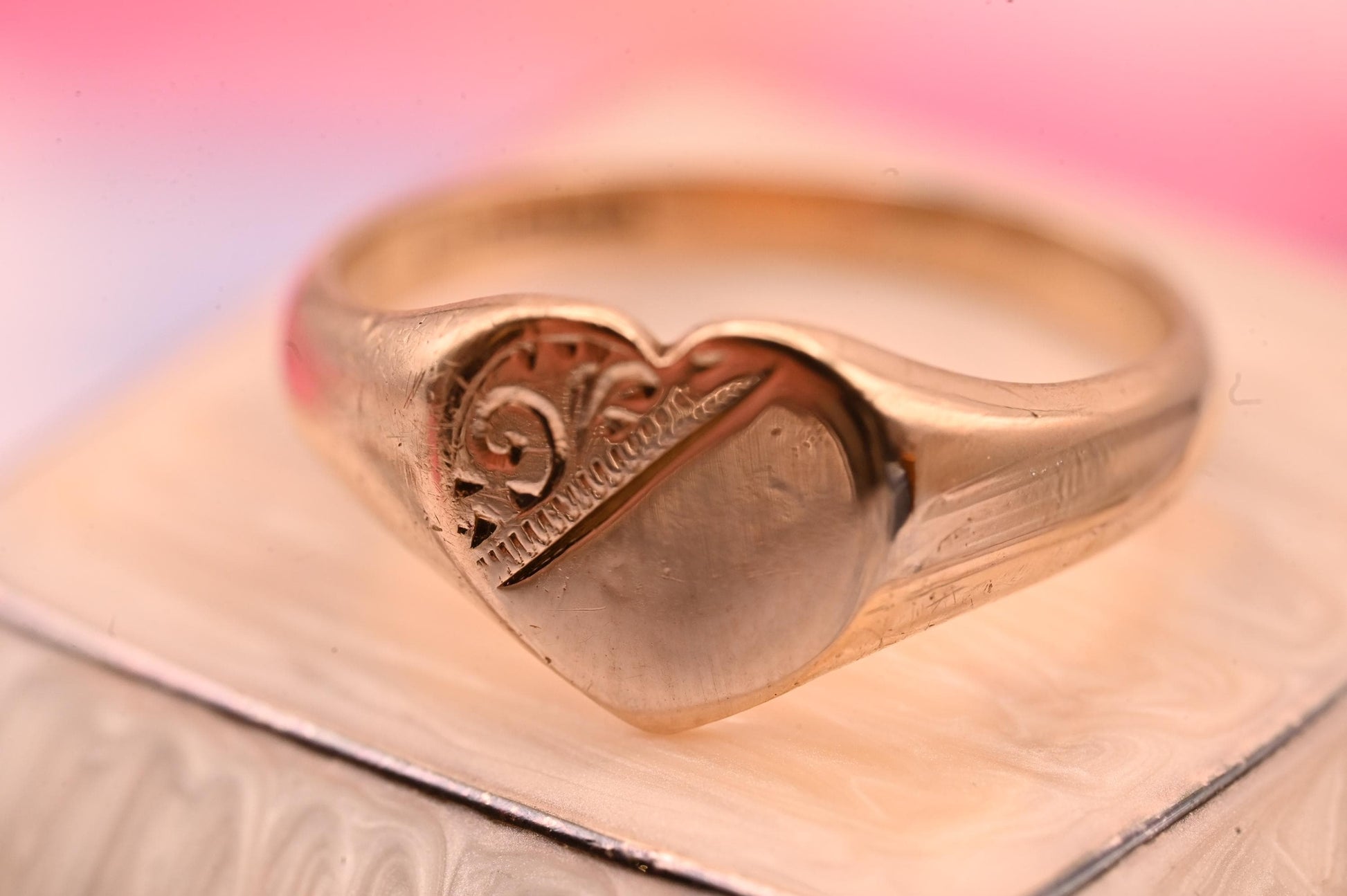 Vintage 1980s Signet Heart Ring 9ct Gold With Floral Scroll, Retro Jewelry Classic Ring, Heart Jewelry Size K / US 5.5