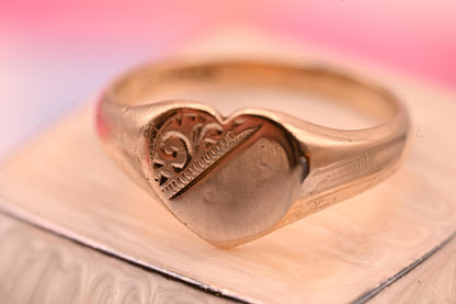 Vintage 1980s Signet Heart Ring 9ct Gold With Floral Scroll, Retro Jewelry Classic Ring, Heart Jewelry Size K / US 5.5