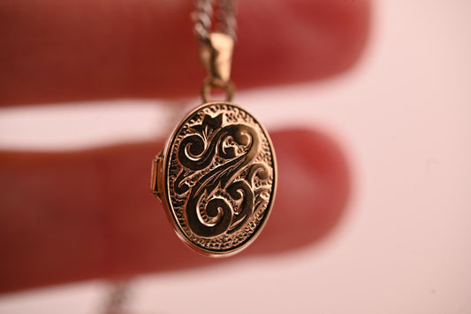 Vintage Mini Photo Locket 9ct Gold, Tiny Locket Oval Charm 9k