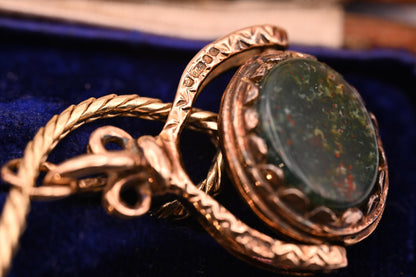 Vintage Mid-Century 1970's Agate 9ct Gold Spinning Fob Pendant/ Charm, Bloodstone and Carnelian Agate Retro Charm in antique style gold 9K