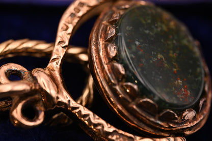 Vintage Mid-Century 1970's Agate 9ct Gold Spinning Fob Pendant/ Charm, Bloodstone and Carnelian Agate Retro Charm in antique style gold 9K