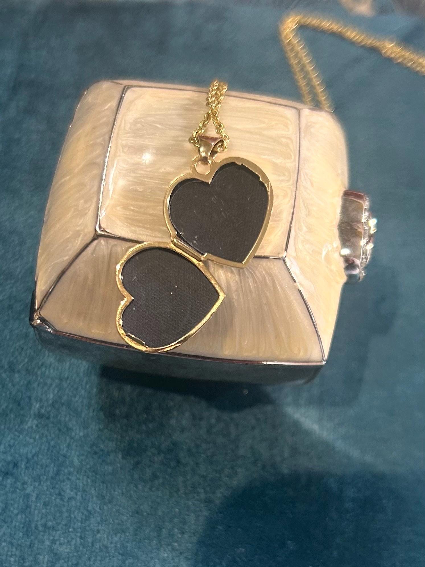 Heart with Bow Locket Jewellery, 9ct Gold Heart Locket White Gold Detail, Photo Jewelry Keepsake