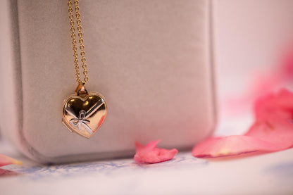 Heart with Bow Locket Jewellery, 9ct Gold Heart Locket White Gold Detail, Photo Jewelry Keepsake