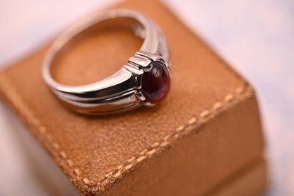 Vintage Men’s 9ct White Gold Garnet Ring | Cabochon Garnet Signet | January Birthstone Jewellery Men’s 9k Gold Jewelry