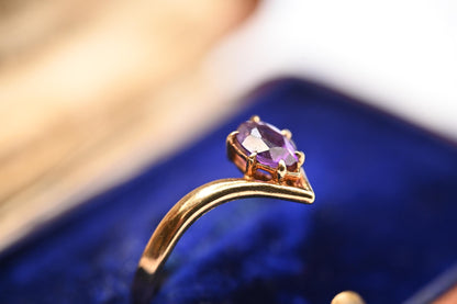 Beautiful Vintage 9ct Gold Amethyst Stack Ring Size N/ US 7 / Unusual Jewelry