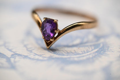 Beautiful Vintage 9ct Gold Amethyst Stack Ring Size N/ US 7 / Unusual Jewelry