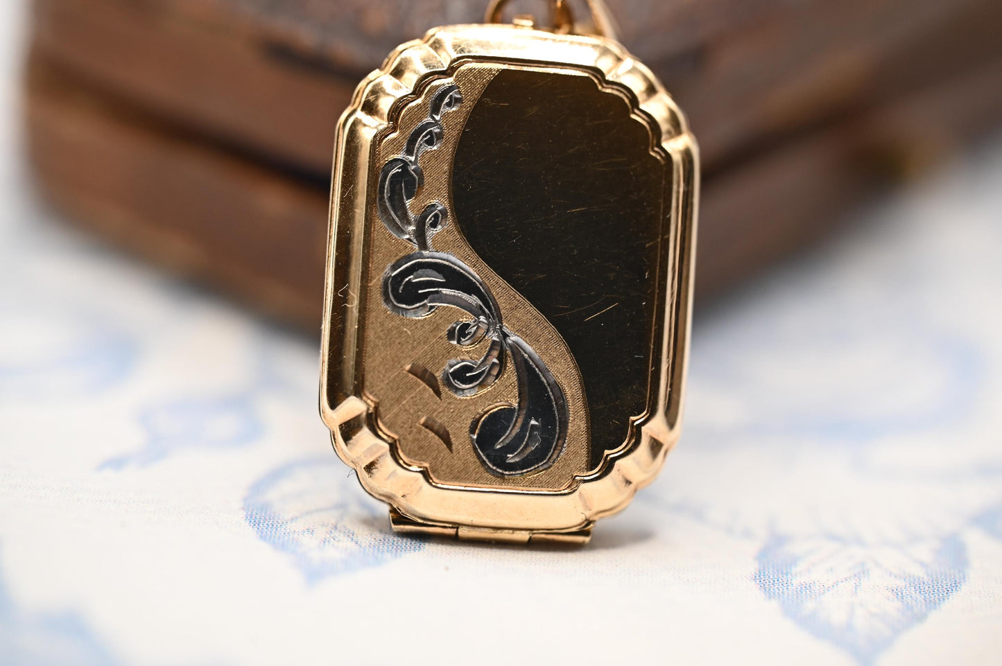 Vintage 9ct Gold Octogon Art Deco Style Locket with 18" Chain, keepsake necklace photo Jewelry 9k