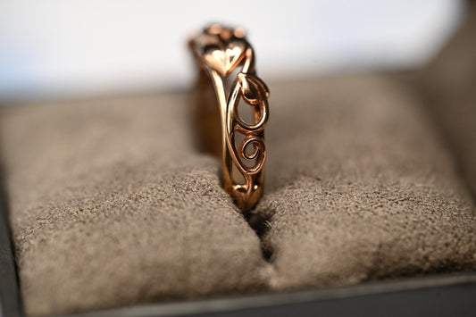 Vintage Clogau 9ct Gold Ring Tree of Life - Welsh Gold Celtic Jewelry - Tear Drop Floral Band UK Size P / US 8