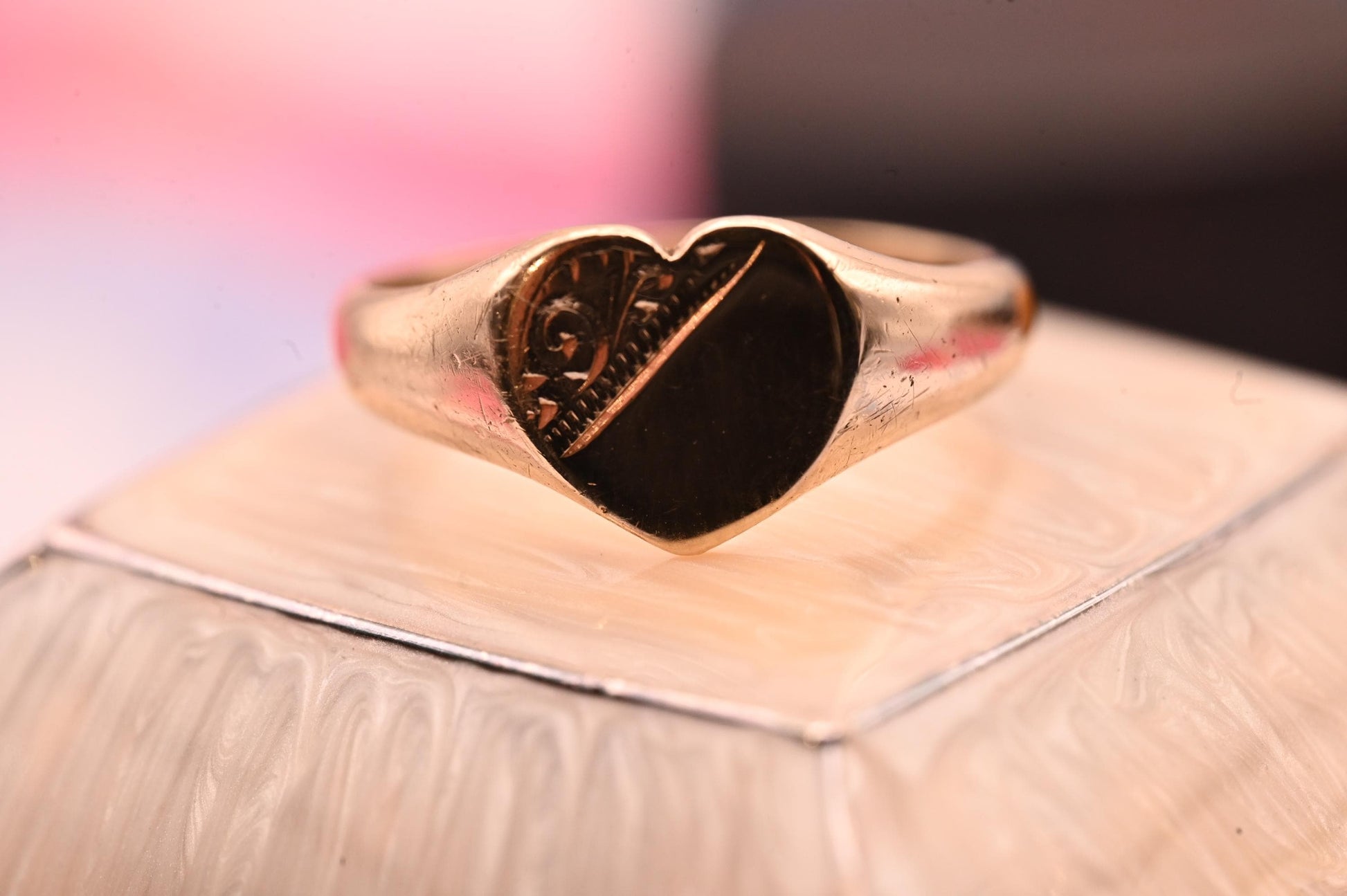 Vintage 1980s Signet Heart Ring 9ct Gold With Floral Scroll, Retro Jewelry Classic Ring, Heart Jewelry Size K / US 5.5