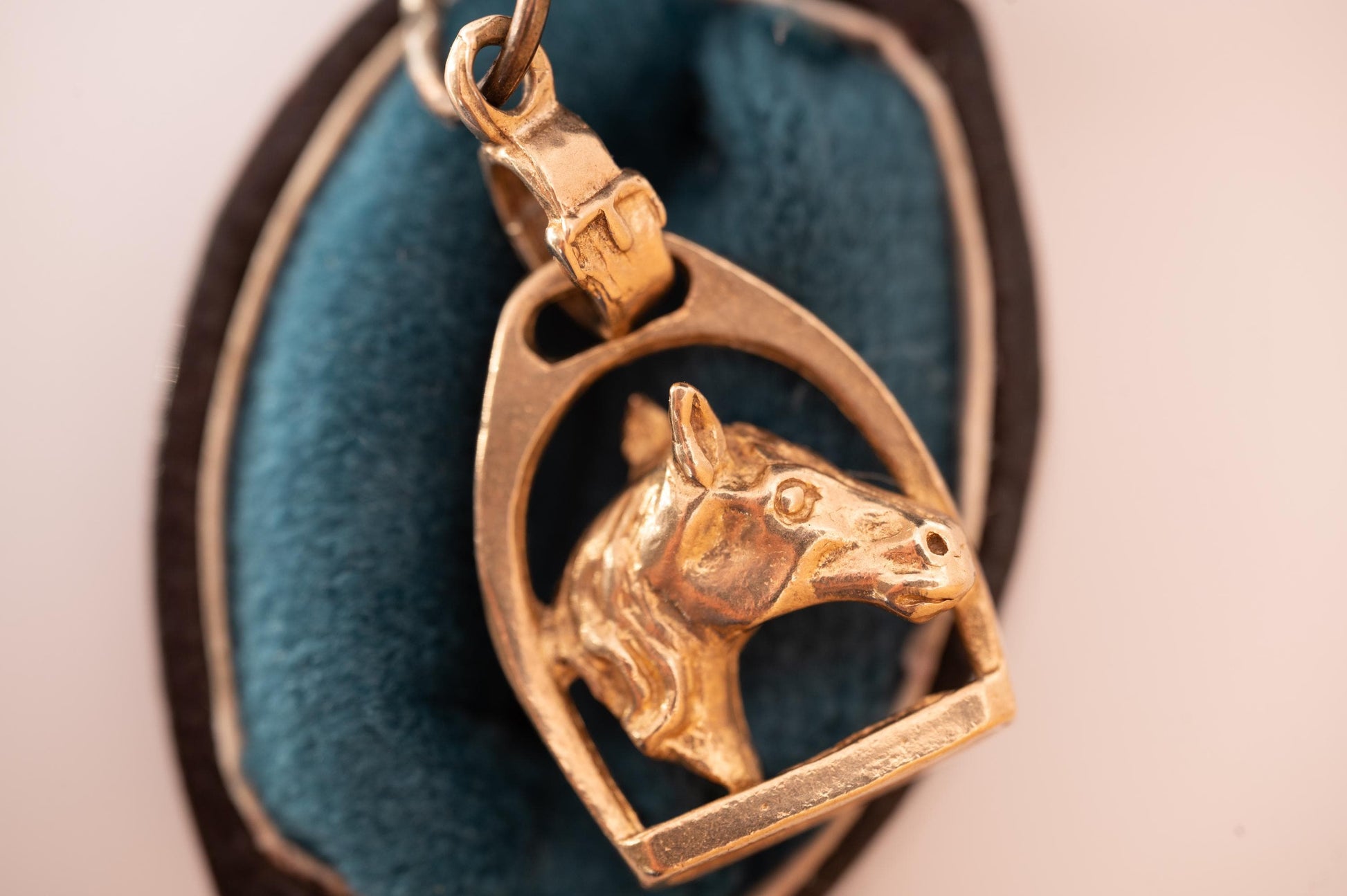 English Mid-Century Vintage 9ct Gold Horse Pendant - Equestrian Jewellery