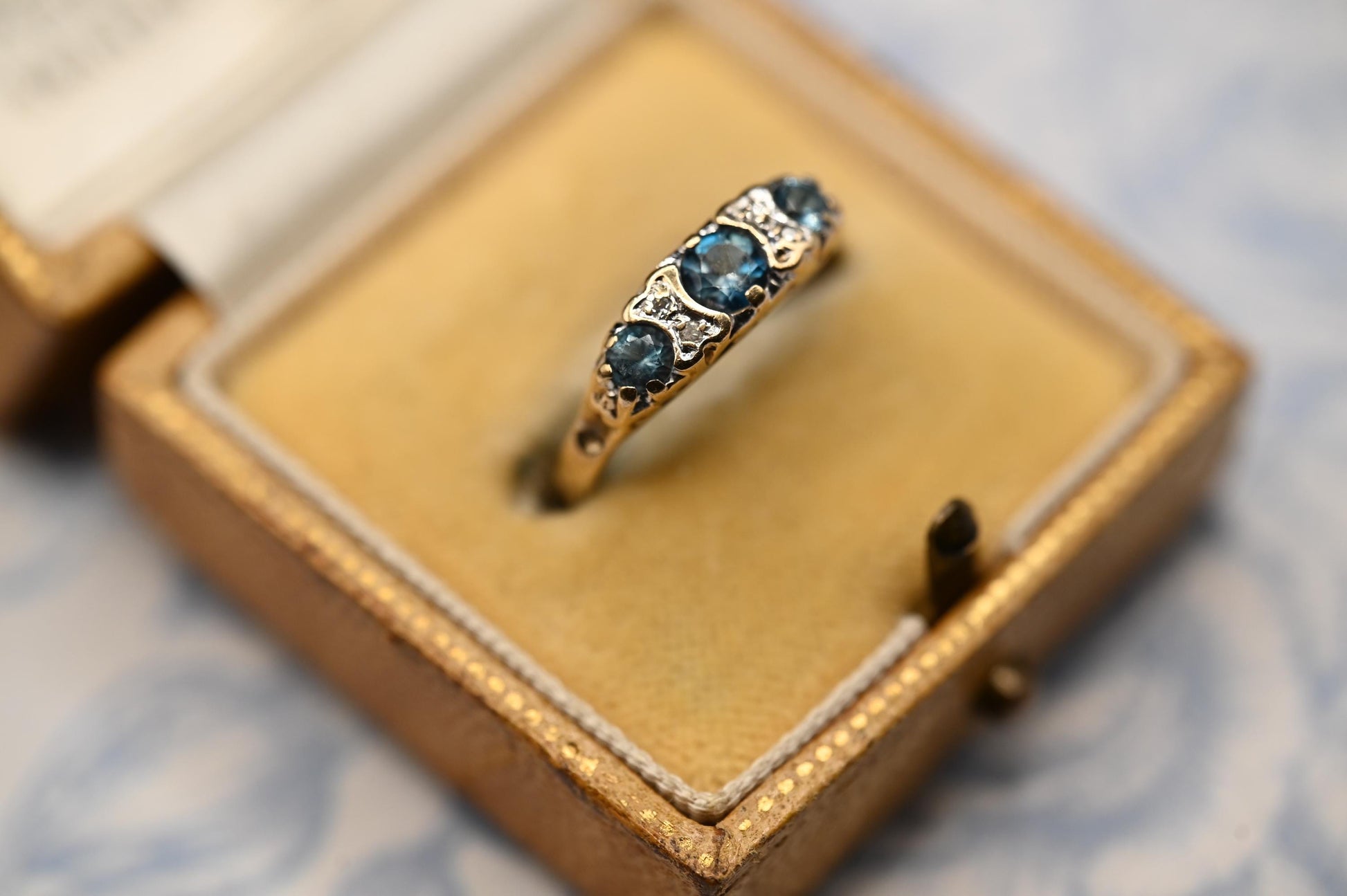 Vintage Half Eternity Blue Topaz & Diamond 9ct Yellow Gold Ring - Stack Ring 9k Size M / 6.5