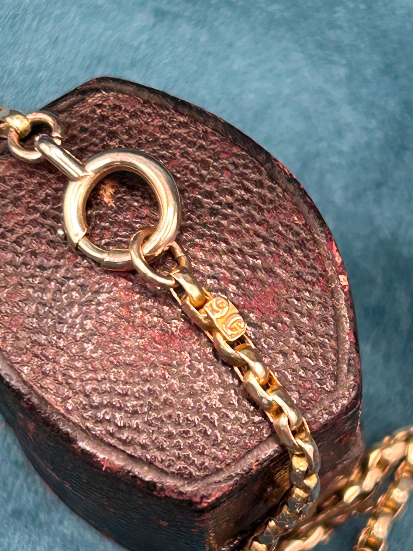 Victorian 9ct Gold Double Sided Locket with Chain and Original Photographs