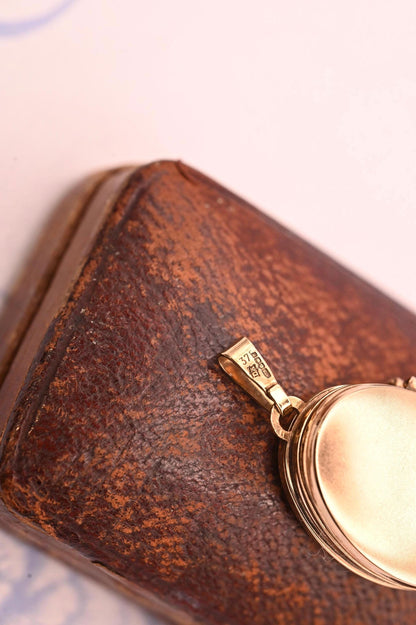 Pretty Vintage 9ct Gold Medium Locket | 3-4 Photo Jewelry, Unusual 1980's Locket Pendant 9k