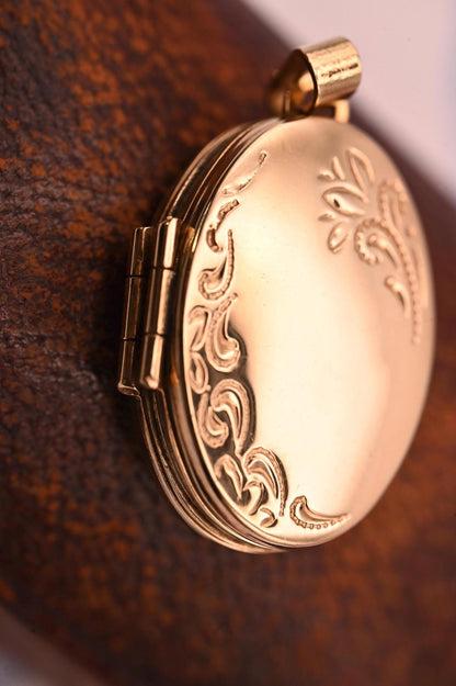 Pretty Vintage 9ct Gold Medium Locket | 3-4 Photo Jewelry, Unusual 1980's Locket Pendant 9k