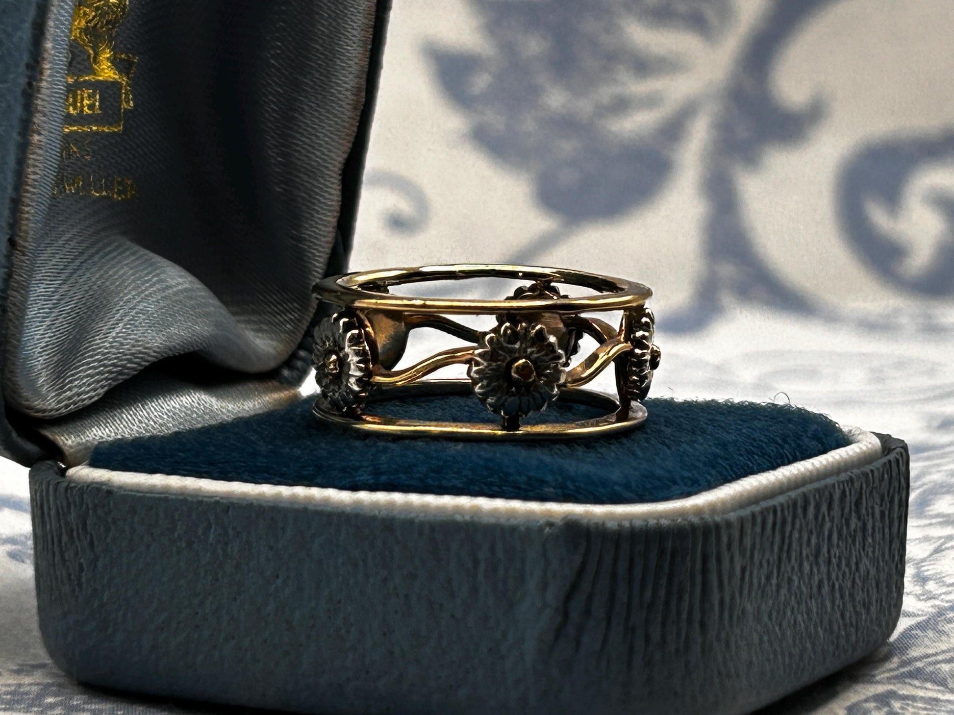 Vintage Clogau 9ct Yellow & White Gold Statement Daisy Ring