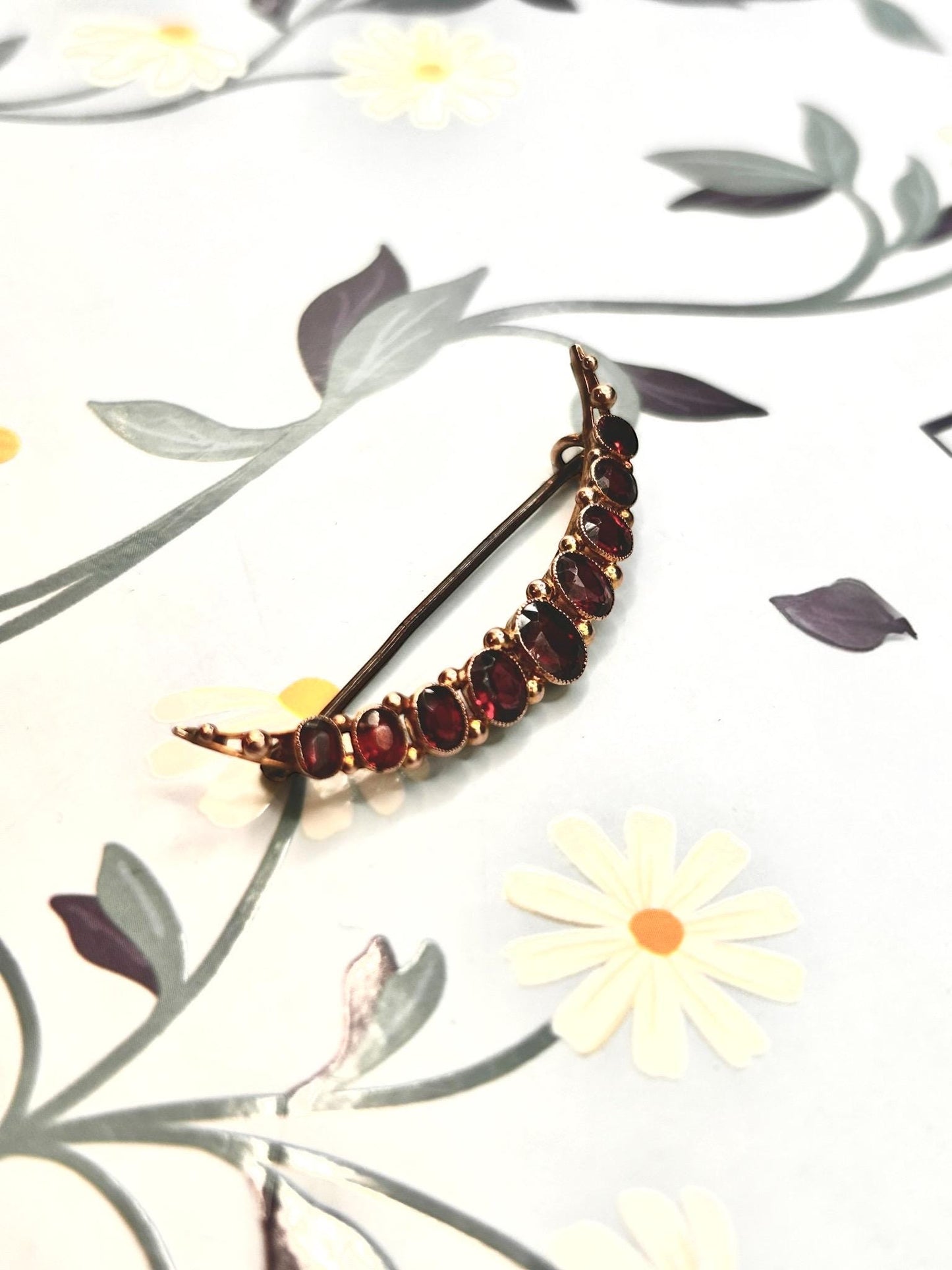 Victorian 9ct Moon Cresecent Brooch Garnet Antique Jewellery
