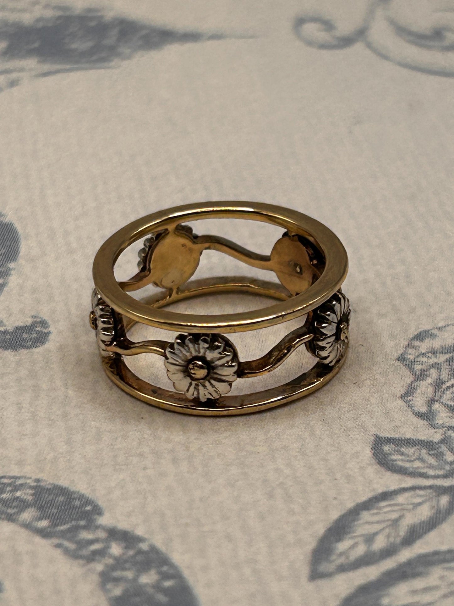 Vintage Clogau 9ct Yellow & White Gold Statement Daisy Ring - Size L / 6