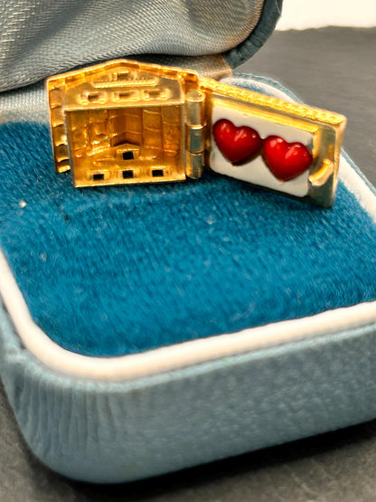 Vintage 18ct 'Home is where the heart is' Charm/ Pendant -collectors jewelry/heirloom - Unusual enamel