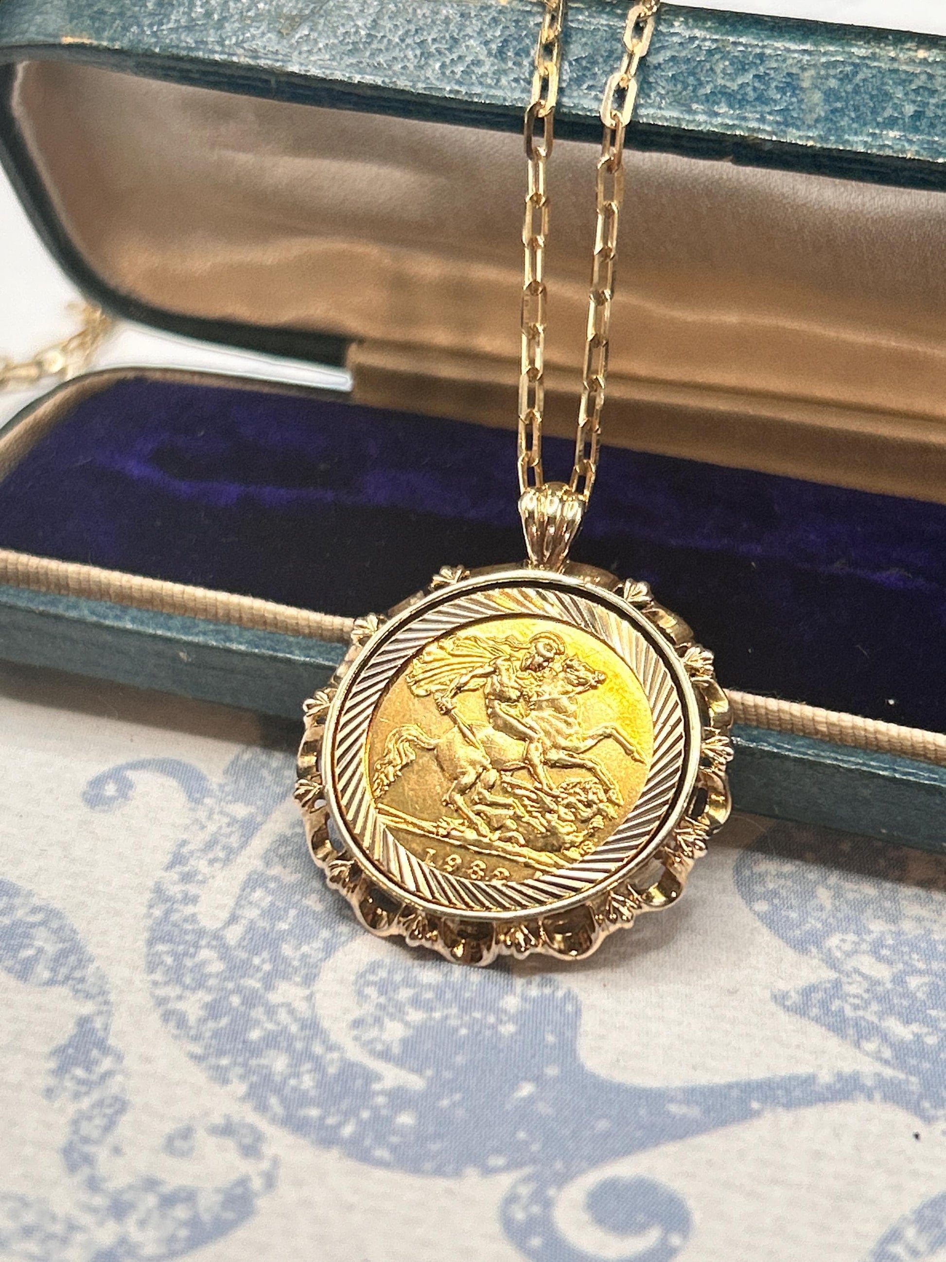 Vintage 1982 English Half Sovereign Coin Pendant with Chain 9ct Gold English Jewellery Heirloom