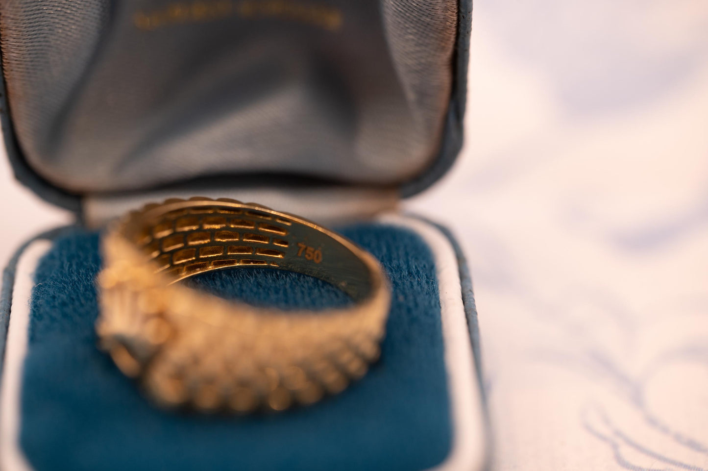 Vintage 18ct Gold Rolex Style Ring Chunky Signet Band - Size UK R /US 9