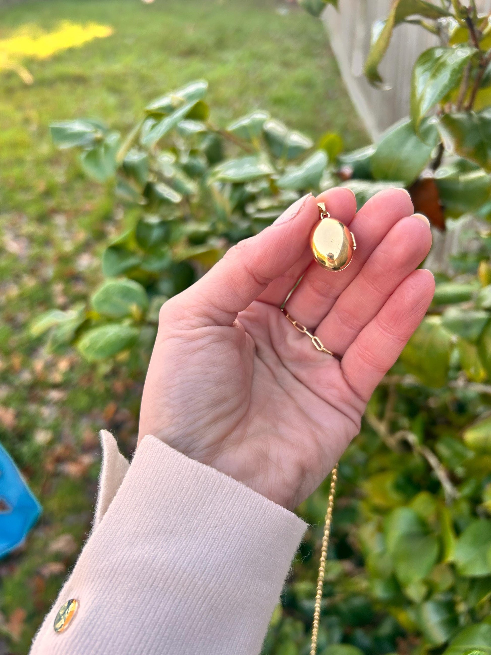 Vintage 18ct Gold Puffy Dome Locket - Unusual Photo Jewellery Locket Keepsake - Heirloom Jewelry