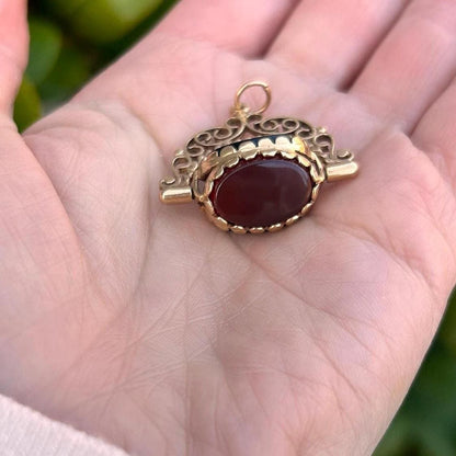 Vintage 9ct Gold Spinning Fob Agate, Onyx and Bloodstone Pendant / Charm