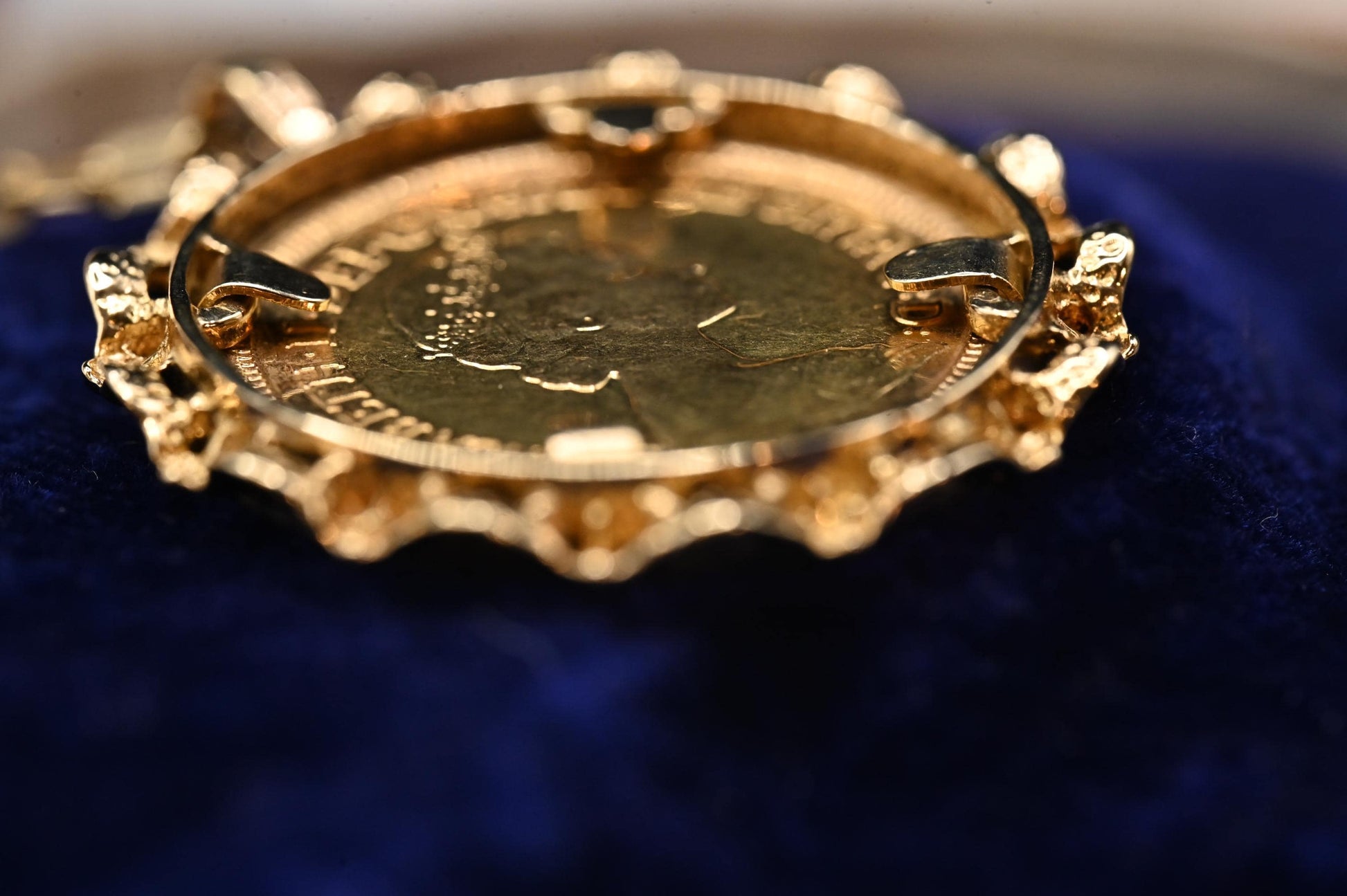 Vintage 1982 English Half Sovereign Coin Pendant with Chain 9ct Gold English Jewellery Heirloom