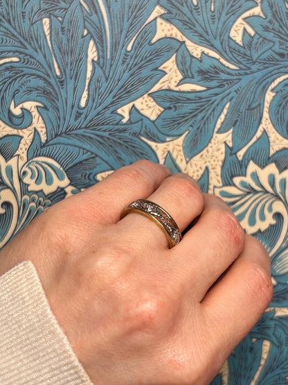 Vintage 9ct Claddagh Heart Ring yellow and white gold Diamond 9ct Gold with inscription. Ring Size N / US 7
