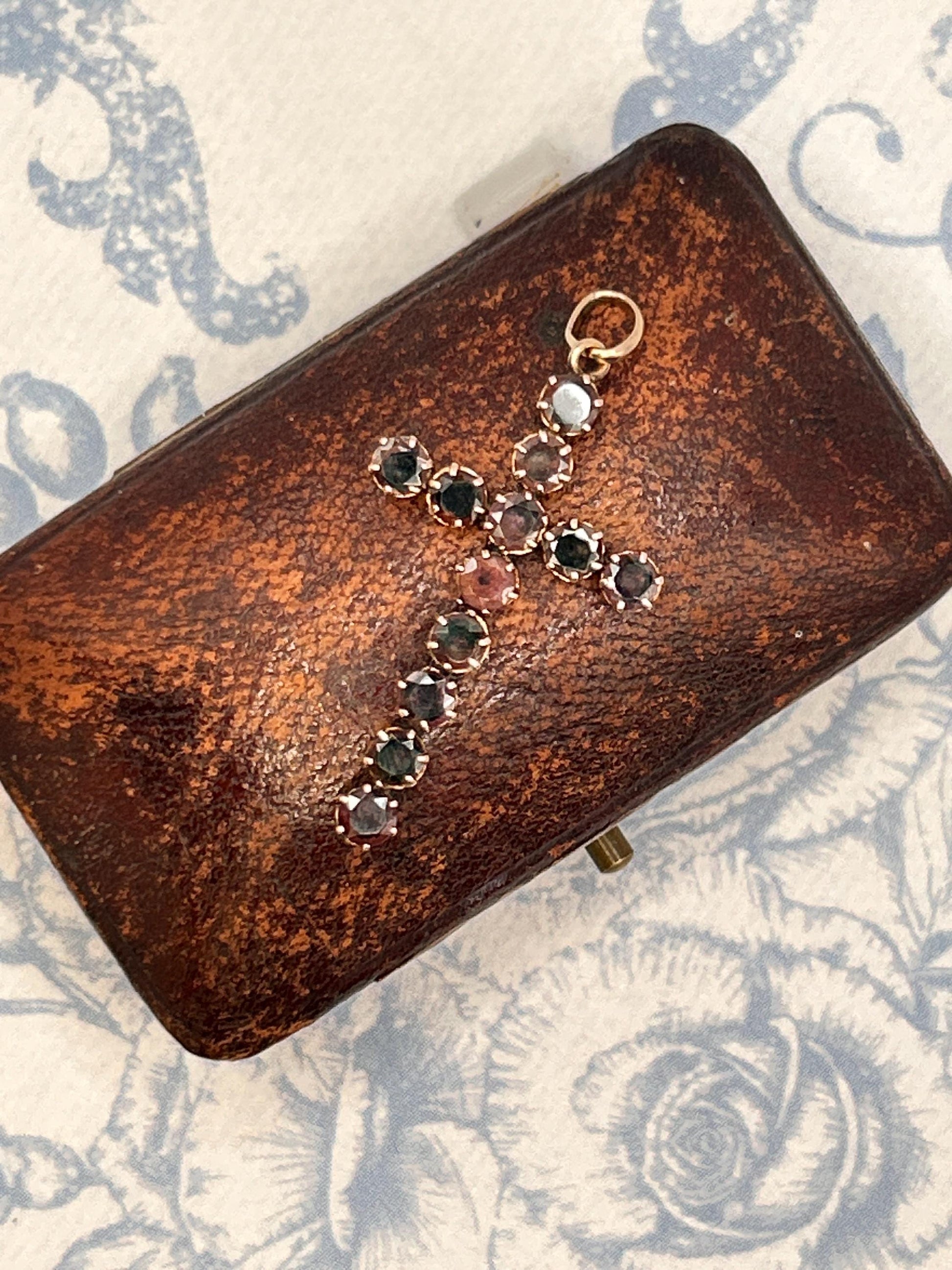 Antique - Georgian Garnet Cross 9ct Gold Hallmarked Crucifix Pendant - Christian Jewellery