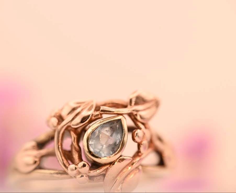 Vintage Clogau 9ct Gold Aquamarine Tree of Life Two Toned Ring Size O / 7.5