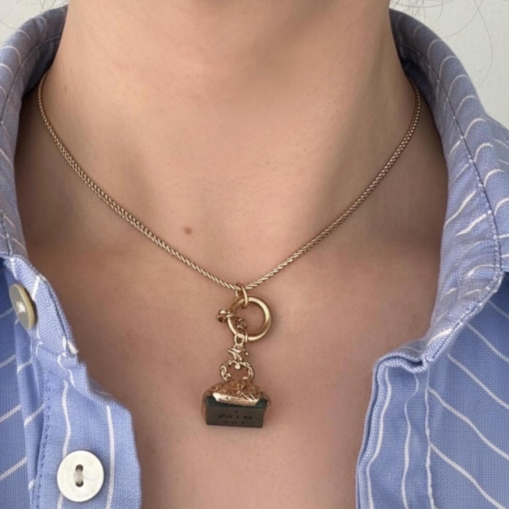 Early 20th Century 1920s I Miss You' Lovers Fob 9ct Gold Pendant