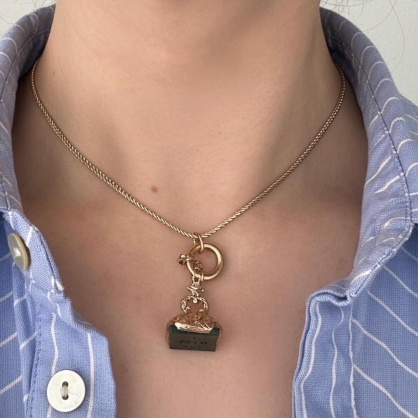 Early 20th Century 1920s I Miss You' Lovers Fob 9ct Gold Pendant