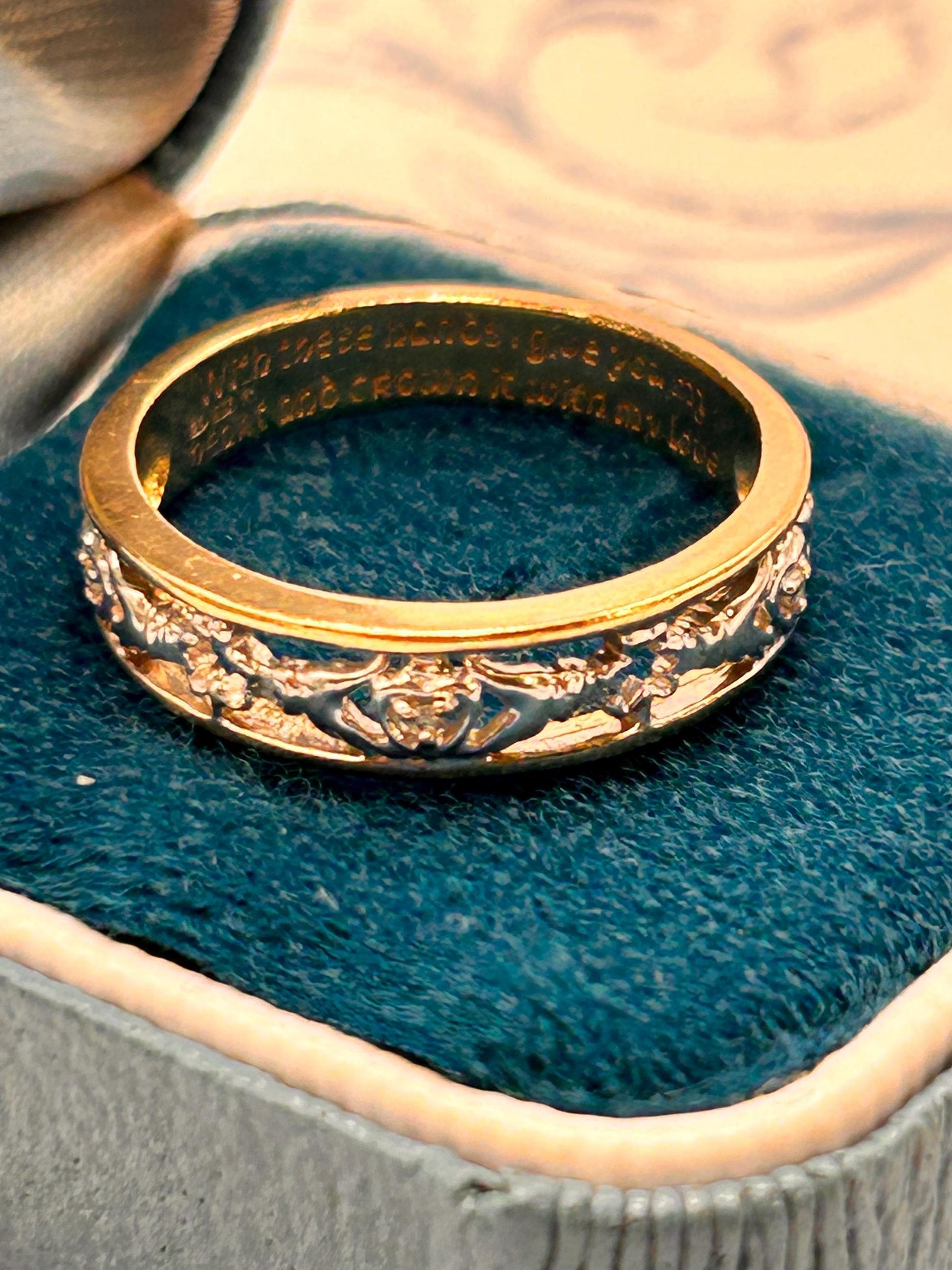 Vintage 9ct Claddagh Heart Ring yellow and white gold Diamond 9ct Gold with inscription. Ring Size N / US 7