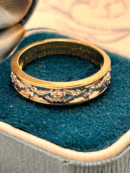 Vintage 9ct Claddagh Heart Ring yellow and white gold Diamond 9ct Gold with inscription. Ring Size N / US 7