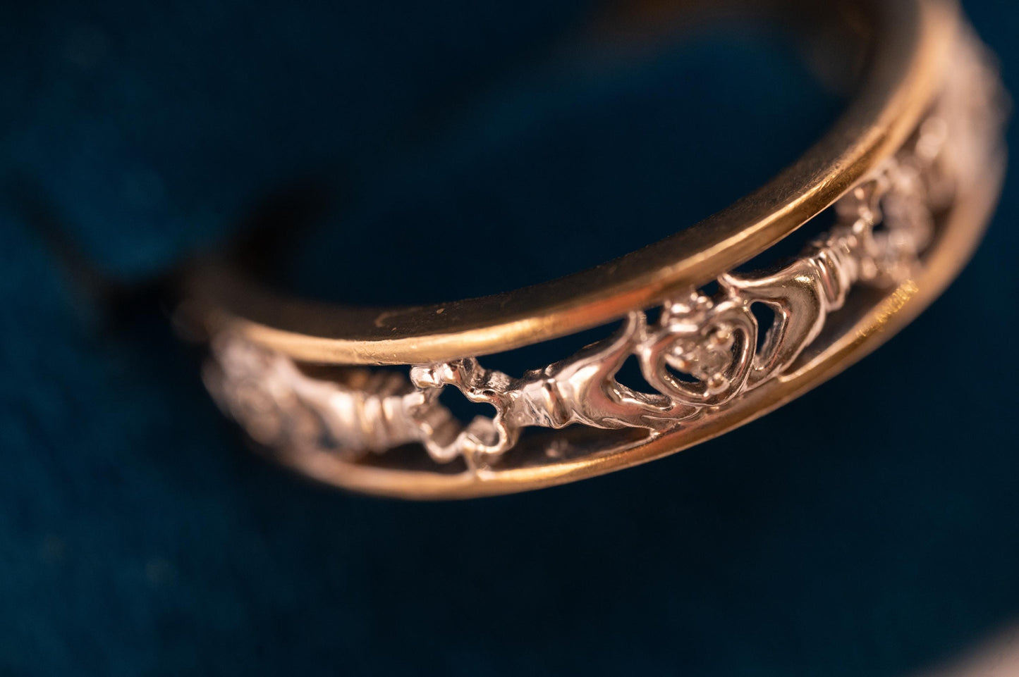 Vintage 9ct Claddagh Heart Ring yellow and white gold Diamond 9ct Gold with inscription. Ring Size N / US 7