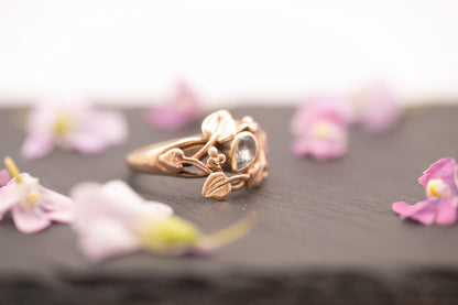 Vintage Clogau 9ct Gold Aquamarine Tree of Life Two Toned Ring Size O / 7.5