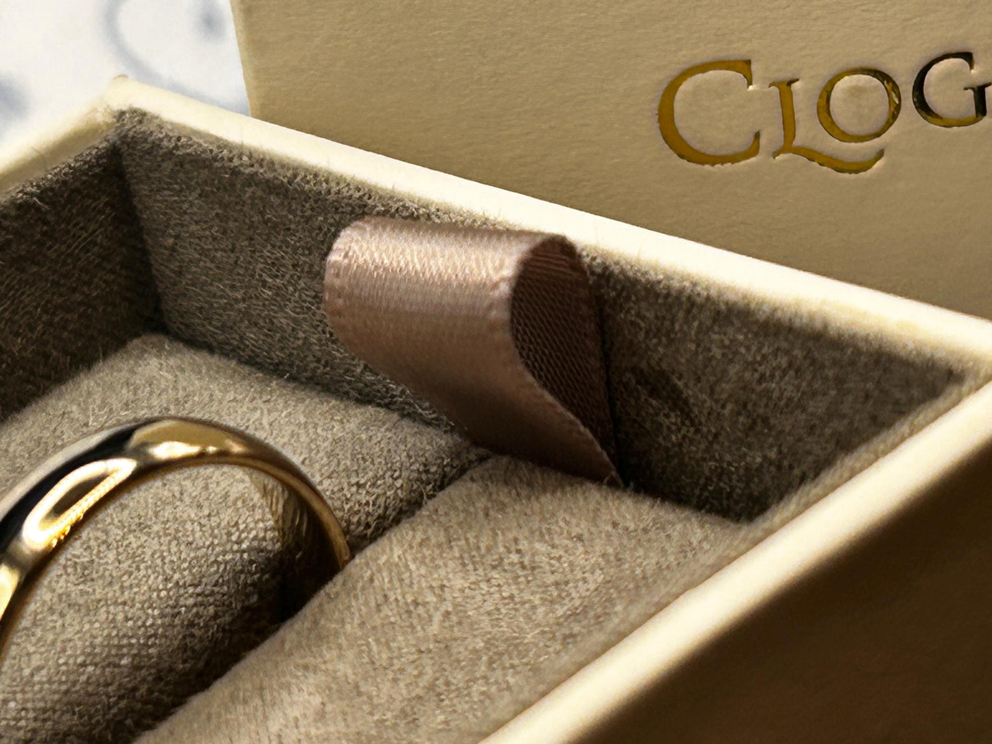 Pre-Loved Clogau Cariad 9ct Doughnut / Donut Gold Wedding Band 4.5mm Wide Size UK - S 1/2 / US- 9.5 Welsh Gold