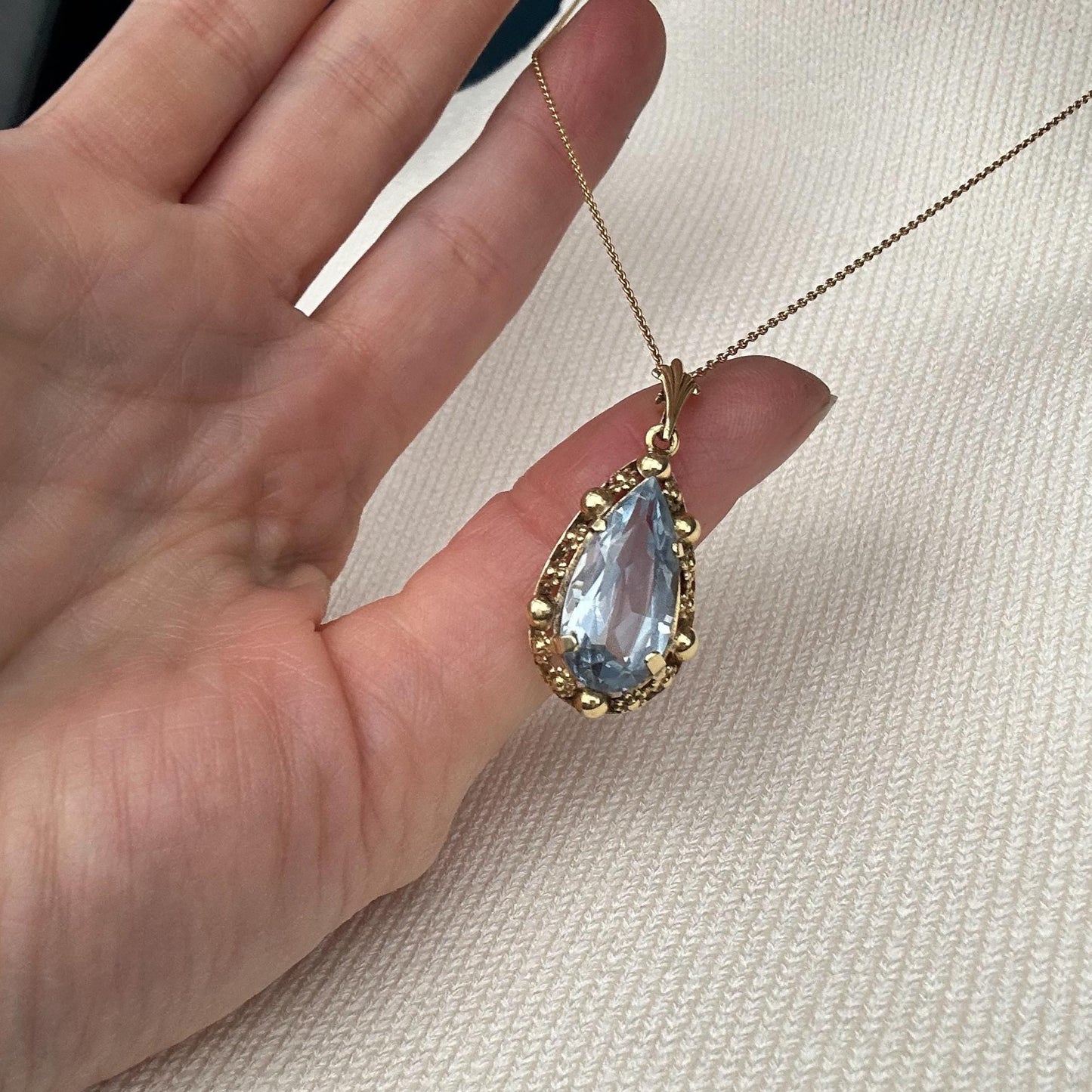 Vintage Mid-Century 14ct Gold Large Aquamarine Pendant with Chain