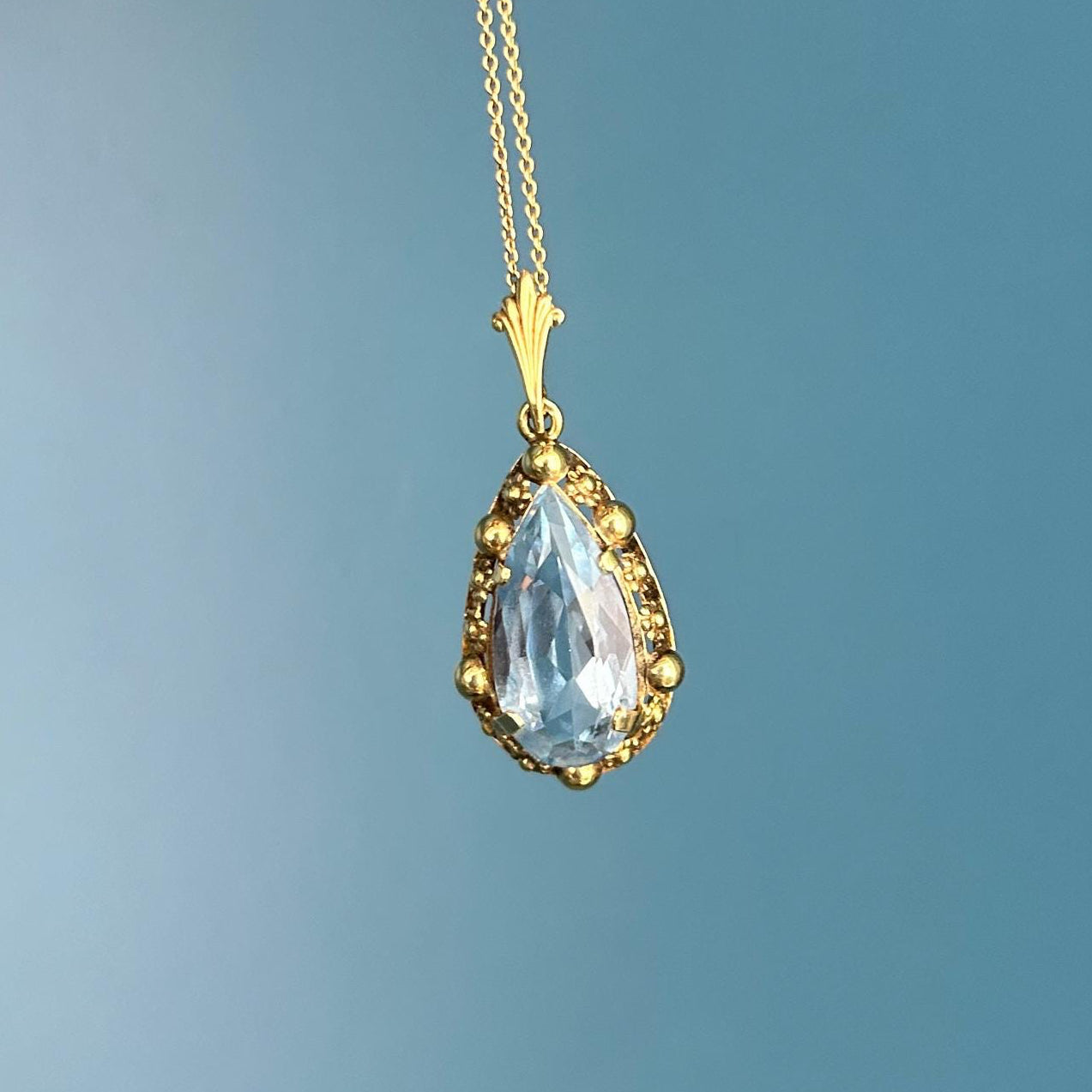 Vintage Mid-Century 14ct Gold Large Aquamarine Pendant with Chain