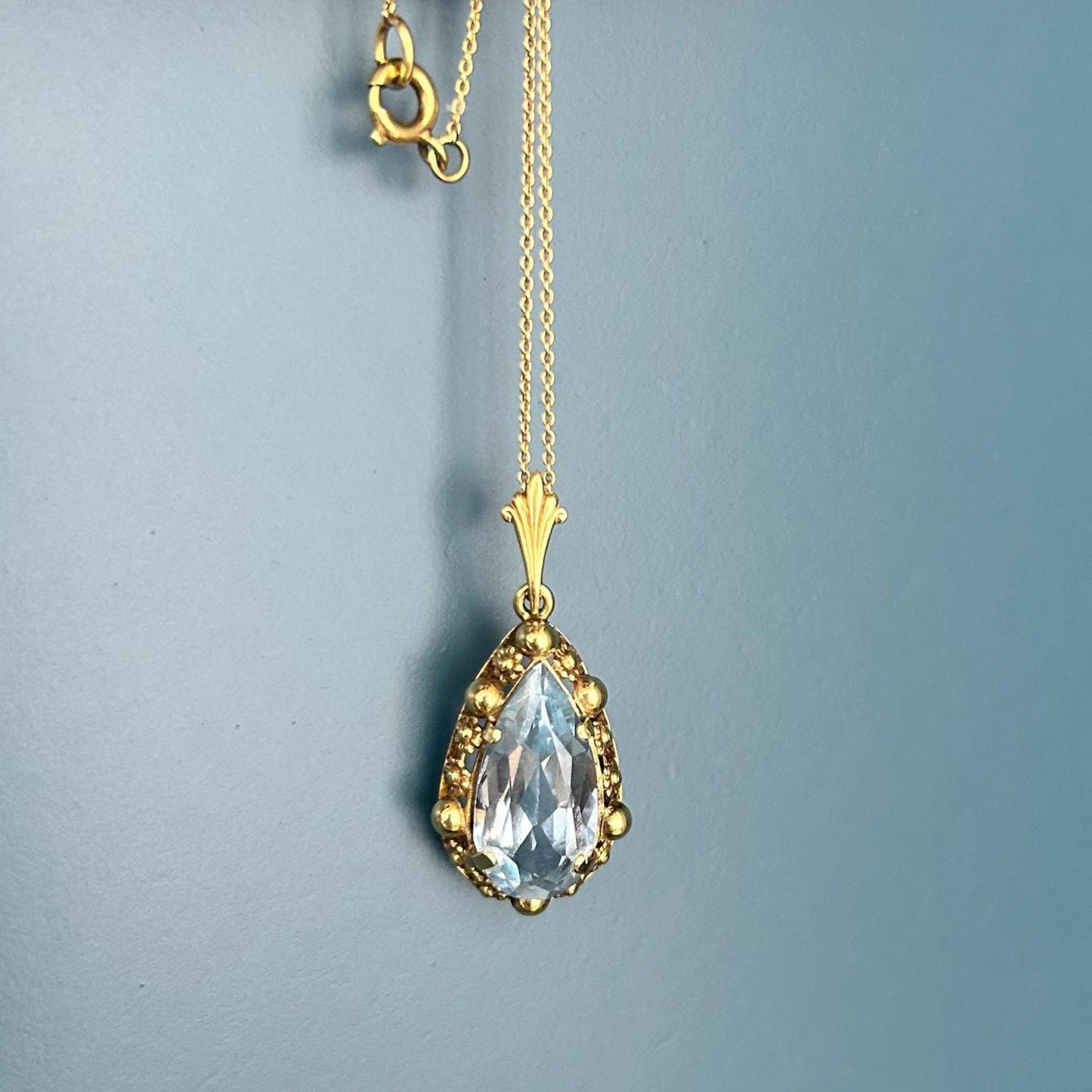 Vintage Mid-Century 14ct Gold Large Aquamarine Pendant with Chain