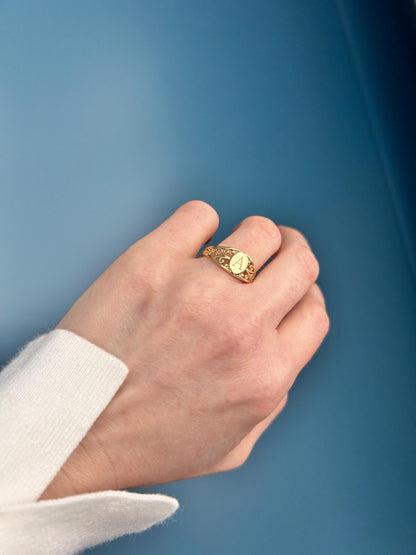 Vintage 14ct Gold Signet Ring Initial 'A' - Size N / US 7 Heirloom jewelry